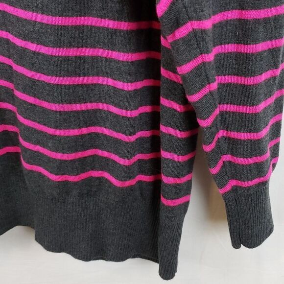 Torrid 3 Grey & Pink Polka Dot & Stripe Sweater - Picture 11 of 16